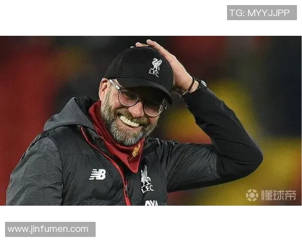 足球场上的奇才与幽默:那些让人捧腹的足球明星故事