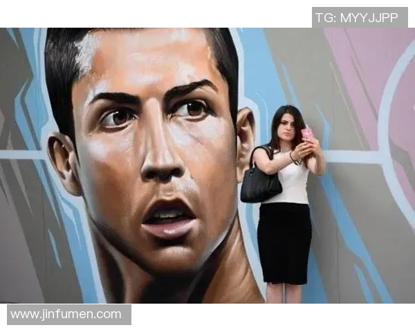 足球明星涂鸦艺术高清图片展示让你领略球场风采与创意结合的魅力